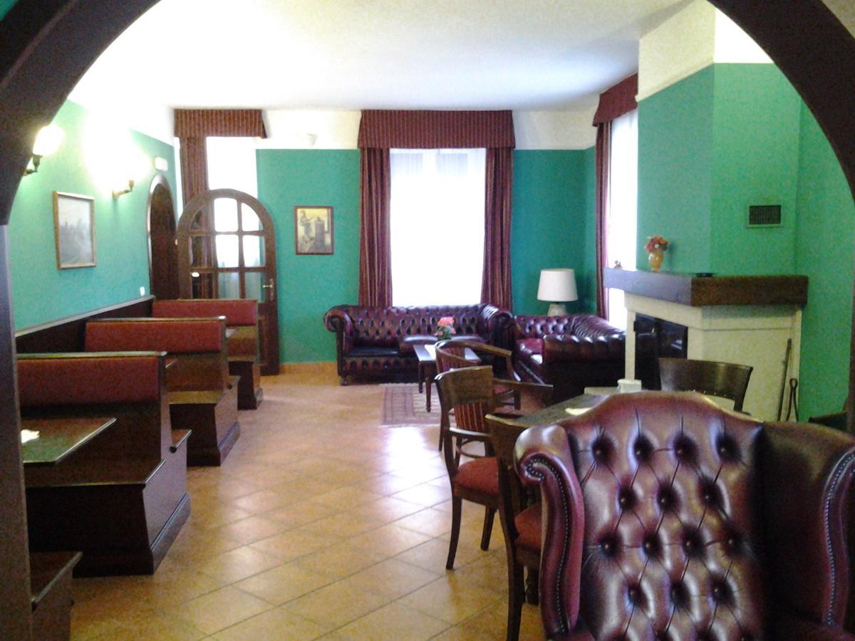 Casale Maginulfo Hotel Roccamandolfi Exterior foto